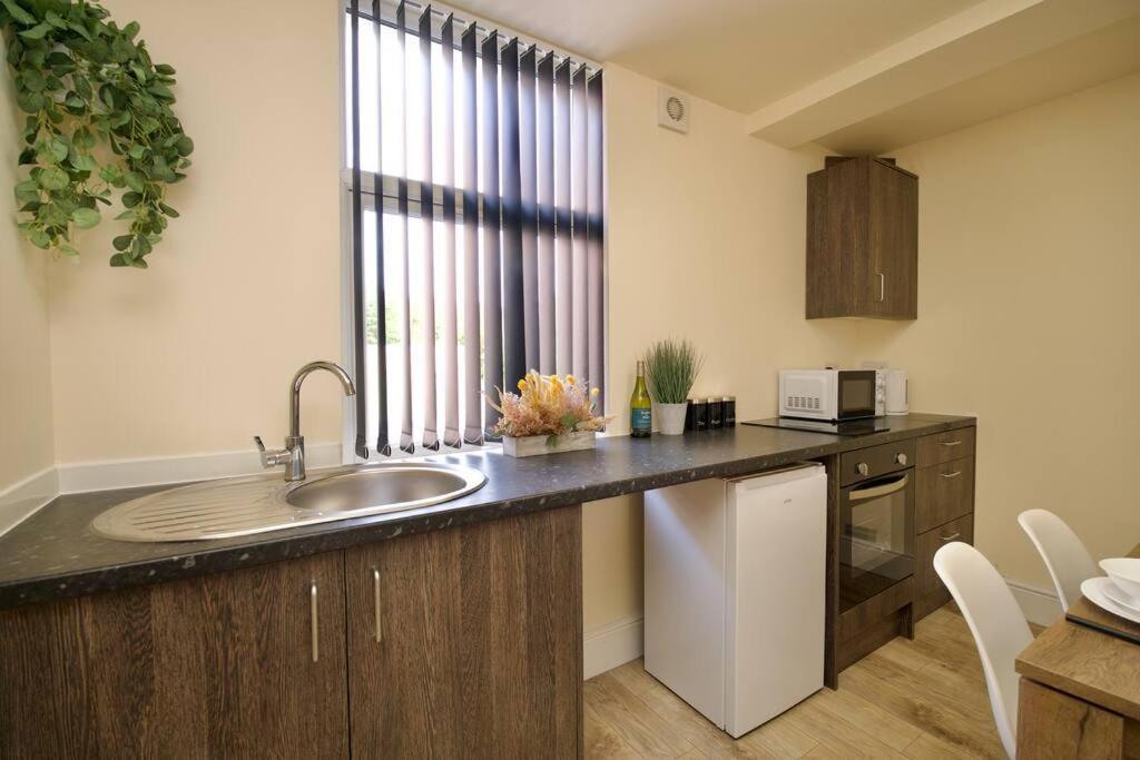 Matlock Studio 3 - Coventry Bagian luar foto